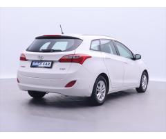 Hyundai i30 1,6 CRDi 81kW CZ Trikolor - 7