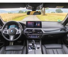 BMW Řada 5 3,0 d xDrive M-paket Panorama H/K - 56