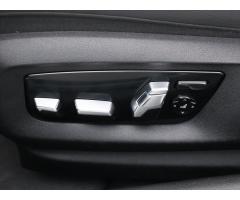 BMW Řada 5 3,0 d xDrive M-paket Panorama H/K - 78