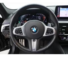 BMW Řada 5 3,0 d xDrive M-paket Panorama H/K - 80
