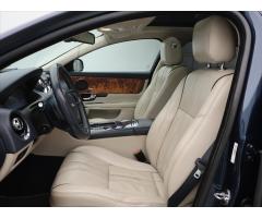 Jaguar XJ 3,0 V6 202kW Automat Luxury - 13