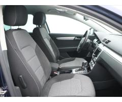 Volkswagen Passat 2,0 TDI 130kW CZ DPH Alltrack - 14