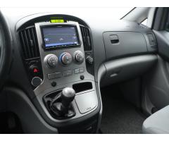 Hyundai H 1 2,5 CRDi 85kW Klima Navi 8Míst - 23