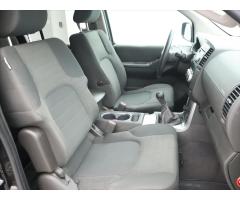 Nissan Pathfinder 2,5 dCi 140kW AWD 7-Míst - 12