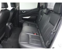 Nissan Navara 2,3 dCi 140 kW 4x4 Aut. Tekna - 16