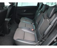 Renault Grand Scénic 1,8 dCi Intens 7-Míst - 19