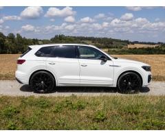 Volkswagen Touareg 4,0 V8 TDI R-Line Black DPH - 8