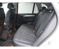 BMW X5 3,0 30d xDrive LED Navi CZ - 17