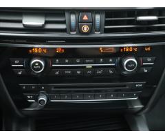 BMW X5 3,0 30d xDrive LED Navi CZ - 34