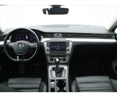 Volkswagen Passat 2,0 TDI 140kW DSG Virtual Panorama - 35