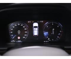 Volvo V90 2,0 D4 Inscription Aut 1Maj DPH - 24