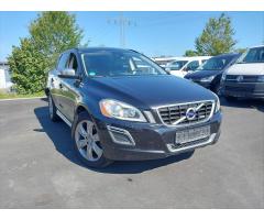 Volvo XC60 3,0 T6 210kW AWD R-Design Xenon - 2