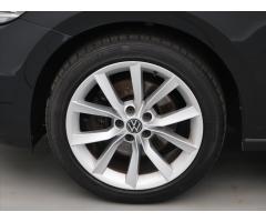 Volkswagen Touran 2,0 TDI Comfort DSG Navi ACC - 31