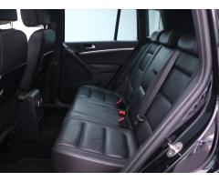 Volkswagen Tiguan 2,0 TDI 4Motion DSG R-Line - 16