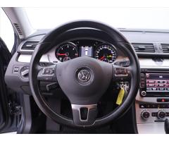 Volkswagen Passat 2,0 TDI 130kW 4x4 DSG Highline - 18