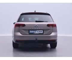 Volkswagen Passat 2,0 TDI 140kW DSG R-Line ACC - 6