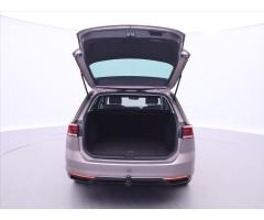 Volkswagen Passat 2,0 TDI 140kW DSG R-Line ACC - 9