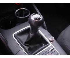 Audi A3 1,6 TDI Sportback Xenon Serv.k - 28