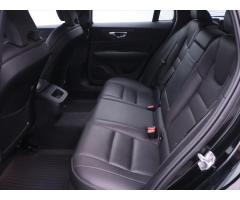 Volvo V60 2,0 B5 CC AWD Aut. CZ 1Maj DPH - 18