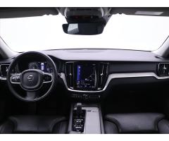 Volvo V60 2,0 B5 CC AWD Aut. CZ 1Maj DPH - 35