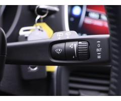 Volvo V40 2,0 D2 88kW Cross Country Navi - 22