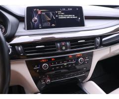 BMW X6 3,0 xDrive40d 230kW CZ - 29