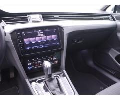 Volkswagen Passat 2,0 TDI Business DSG Virtual DPH - 26