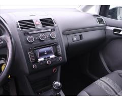 Volkswagen Touran 2,0 TDI 103 kW Match 1.Maj. - 23