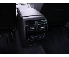 Volkswagen Passat Variant 2,0 TDI 140kW Rline 4motion DSG - 35