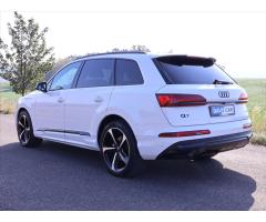 Audi Q7 quattro tiptronic DSG Zlevněno o 21 000 Kč