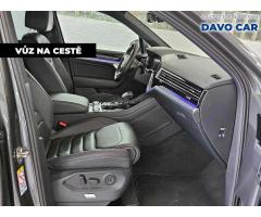 Volkswagen Touareg 3,0 V6 TDI 210kW R-Line Black DPH - 3