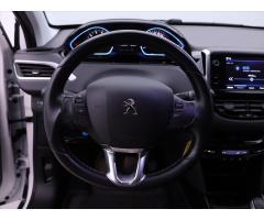 Peugeot 2008 1,2 PureTech 81kW Allure CZ - 20