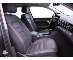 Volkswagen Touareg 3,0 TDI R-Line 4M 1.Maj. DPH - 16