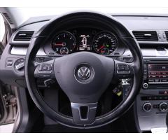 Volkswagen Passat 2,0 TDI 130 kW DSG Panorama - 22