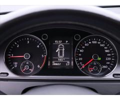 Volkswagen Passat 2,0 TDI 130 kW DSG Panorama - 23