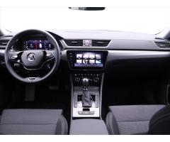 Škoda Superb 2,0 TDI DSG Style DPH Virtual - 35