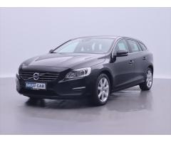 Volvo V60 2,0 D3 Drive-E Momentum CZ - 3