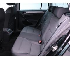 Volkswagen Golf 1,4 TSI 103kW Xenon Navi 1.Maj - 14