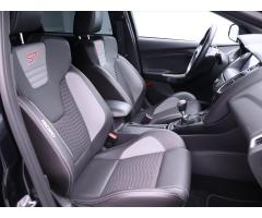 Ford Focus 2,0 184kW Recaro Serv.kniha ST - 14