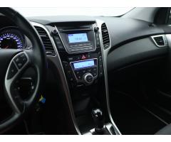 Hyundai i30 1,6 GDI 99kW Aut. CZ Trikolor - 18