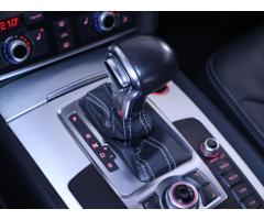 Audi Q7 3,0 TDI V6 180kW S-line - 33