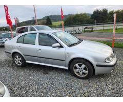 Škoda Octavia 1.6 Ambiente - 4