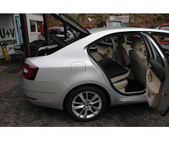 Škoda Octavia 2.0 TDI 110kW Style - 19