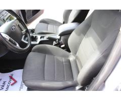 Ford Mondeo Kombi 1.6 i Titanium - 23