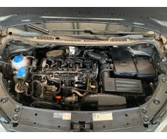 Volkswagen Caddy 1.6 TDI Maxi Comfort 7 míst - 25