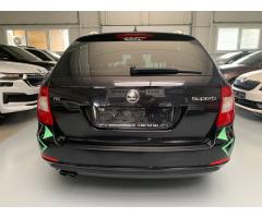 ŠKODA SUPERB COMBI 2.0TDI 140 LAURIN&K 4X4 DSG 7ST