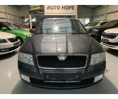 ŠKODA SUPERB COMBI 2.0TDI 140 LAURIN&K 4X4 DSG 7ST