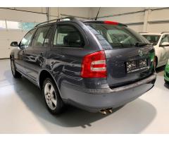 ŠKODA SUPERB COMBI 2.0TDI 140 LAURIN&K 4X4 DSG 7ST