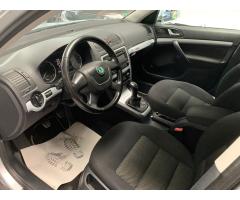 Škoda Octavia combi 1.8 TSI Scout - 14