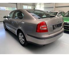 Škoda Octavia 1.6 MPI AUT Elegance - 4